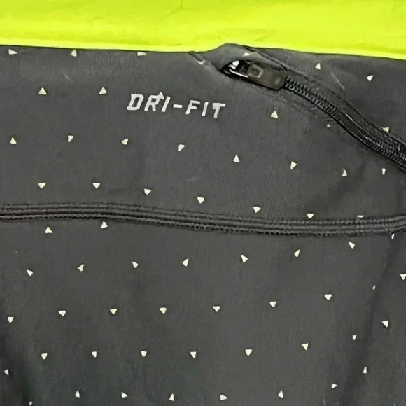 Nike Dri Fit size XS VGUC fun grey leggings with polka dots and neon waistband - Picture 3 of 13